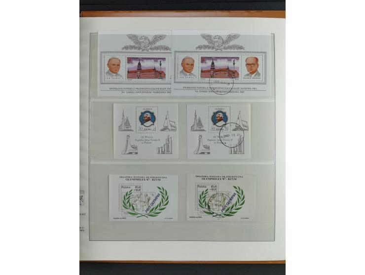 1928/92, mint never hinged/unused and used and except for Bl. A11 complete collection of souvenir sheets and miniature sheets