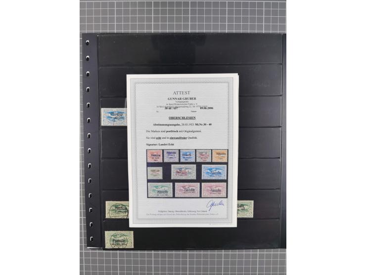 1920/22, interessante, meist postfrische und gestempelte Sammlung inkl. Dienstmarken mit besseren Marken, Farben, Plattenfehl