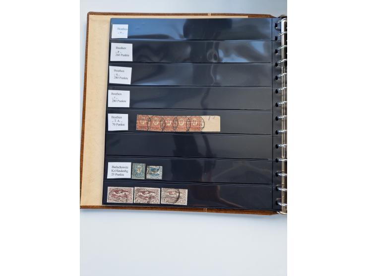 1920/22, interessante Stempel-Sammlung auf hunderten losen Marken und Briefstücken, sauber von Alberun bis Zyrowa sortiert, d