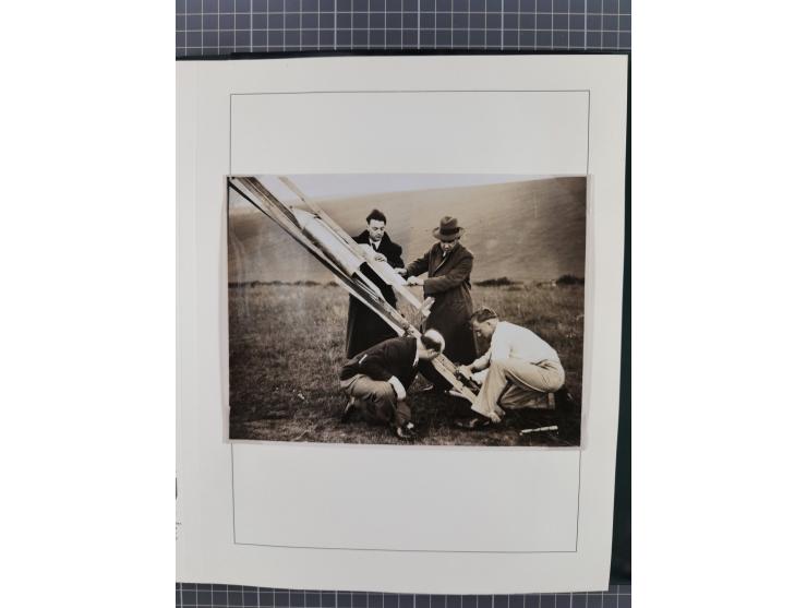 1933/35, umfangreiche Sammlung “Gerhard Zucker - Raketenpost” mit vielen Vignetten inkl. Kleinbogen, Abarten, Proben und Beso