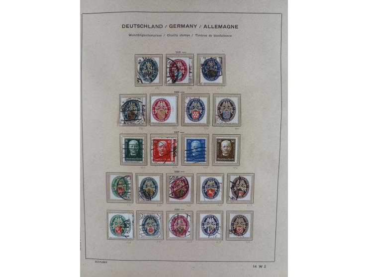 1840/1945, in den Hauptnummern fast komplette ungebrauchte und gestempelte Sammlung Deutsches Reich inkl. Dienstmarken ab Alt
