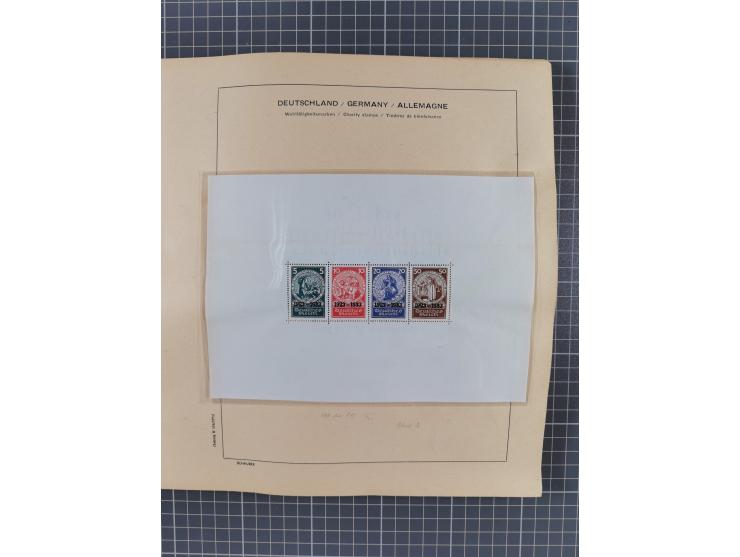 1840/1945, in den Hauptnummern fast komplette ungebrauchte und gestempelte Sammlung Deutsches Reich inkl. Dienstmarken ab Alt