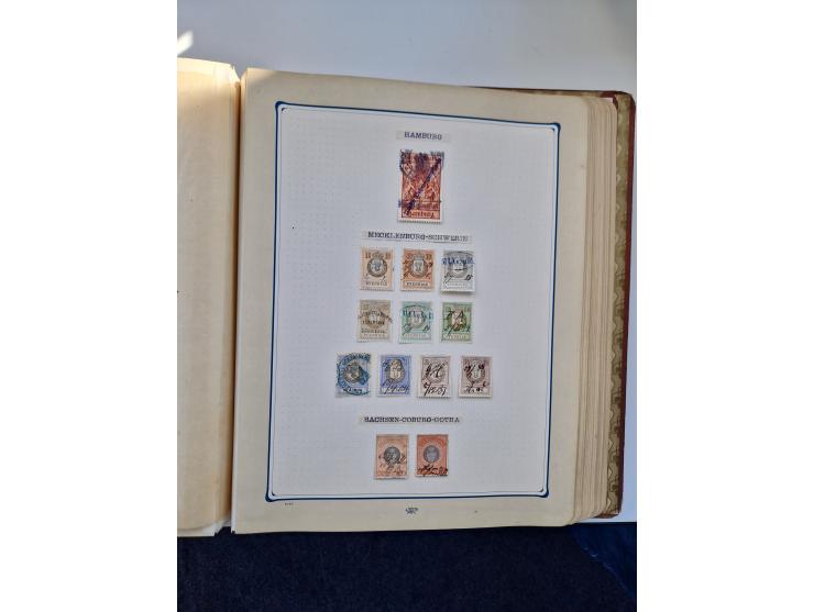 FISKALMARKEN: 1880/1920 (ca.), Einige tausend Fiskalmarken, Eisenbahnmarken, etc., teils in Bogenteilen und auch Bogen