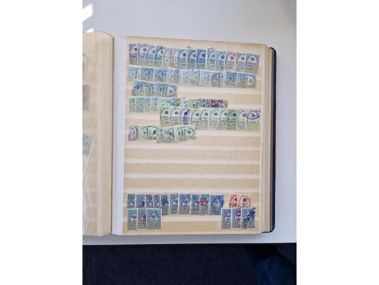 FISKALMARKEN: 1880/1920 (ca.), Einige tausend Fiskalmarken, Eisenbahnmarken, etc., teils in Bogenteilen und auch Bogen