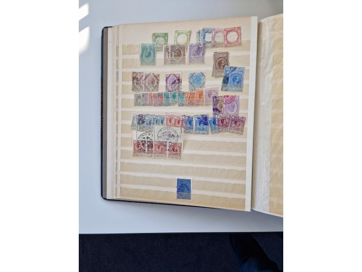 FISKALMARKEN: 1880/1920 (ca.), Einige tausend Fiskalmarken, Eisenbahnmarken, etc., teils in Bogenteilen und auch Bogen