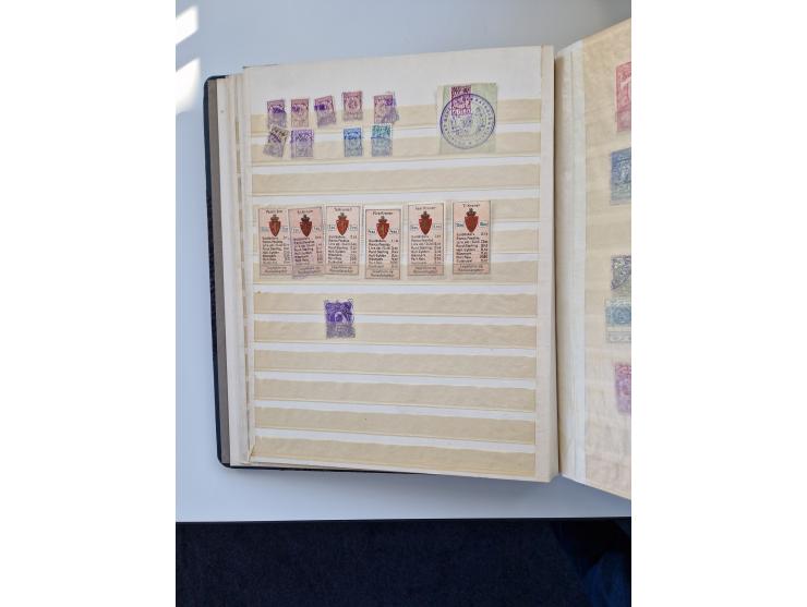 FISKALMARKEN: 1880/1920 (ca.), Einige tausend Fiskalmarken, Eisenbahnmarken, etc., teils in Bogenteilen und auch Bogen