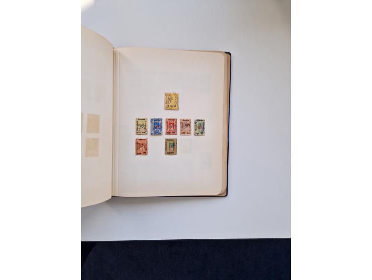 FISKALMARKEN: 1880/1920 (ca.), Einige tausend Fiskalmarken, Eisenbahnmarken, etc., teils in Bogenteilen und auch Bogen