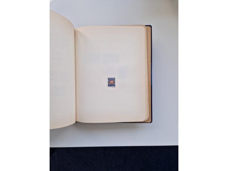 FISKALMARKEN: 1880/1920 (ca.), Einige tausend Fiskalmarken, Eisenbahnmarken, etc., teils in Bogenteilen und auch Bogen