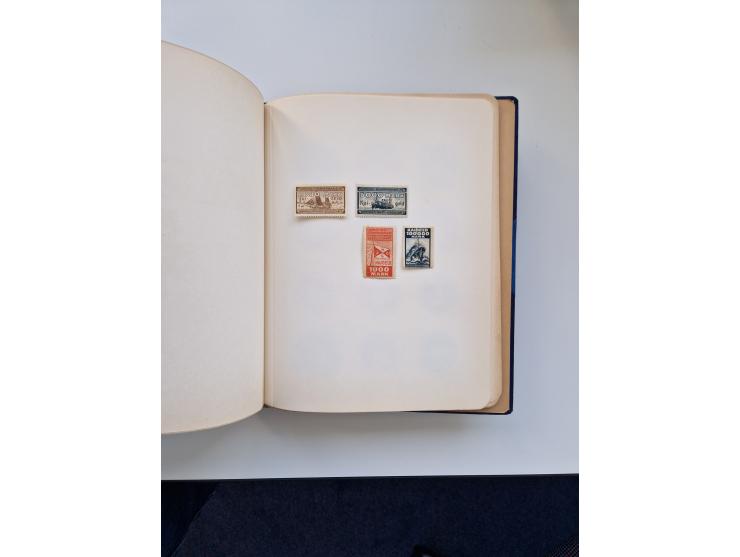 FISKALMARKEN: 1880/1920 (ca.), Einige tausend Fiskalmarken, Eisenbahnmarken, etc., teils in Bogenteilen und auch Bogen