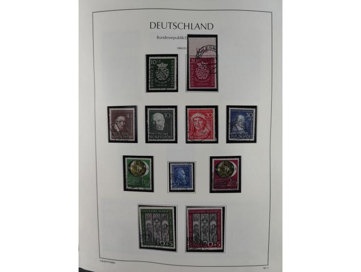 1949/2010, umfangreiche, in den Hauptnummern je postfrische/ wenig ungebrauchte und gestempelt komplette Sammlung inkl. selbs