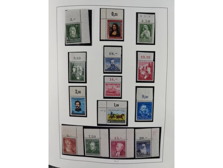 1949/2010, umfangreiche, in den Hauptnummern je postfrische/ wenig ungebrauchte und gestempelt komplette Sammlung inkl. selbs