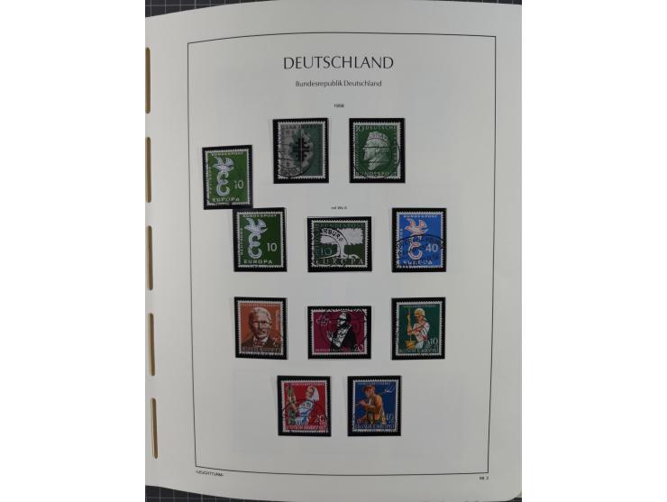 1949/2010, umfangreiche, in den Hauptnummern je postfrische/ wenig ungebrauchte und gestempelt komplette Sammlung inkl. selbs