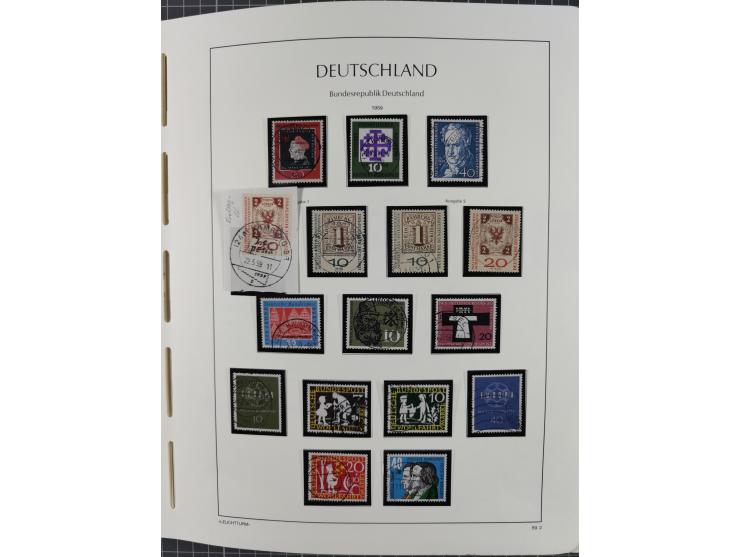 1949/2010, umfangreiche, in den Hauptnummern je postfrische/ wenig ungebrauchte und gestempelt komplette Sammlung inkl. selbs