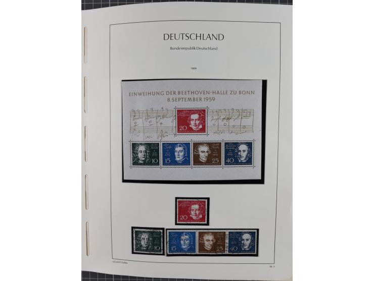 1949/2010, umfangreiche, in den Hauptnummern je postfrische/ wenig ungebrauchte und gestempelt komplette Sammlung inkl. selbs