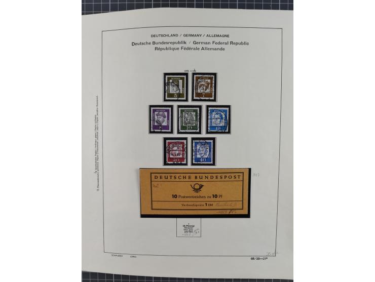 1949/2010, umfangreiche, in den Hauptnummern je postfrische/ wenig ungebrauchte und gestempelt komplette Sammlung inkl. selbs