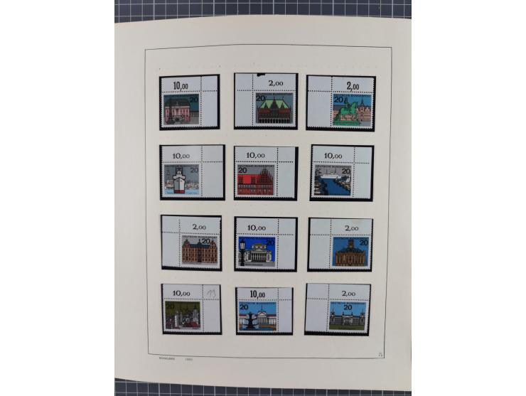 1949/2010, umfangreiche, in den Hauptnummern je postfrische/ wenig ungebrauchte und gestempelt komplette Sammlung inkl. selbs