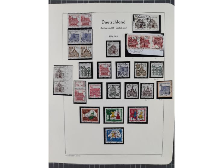 1949/2010, umfangreiche, in den Hauptnummern je postfrische/ wenig ungebrauchte und gestempelt komplette Sammlung inkl. selbs