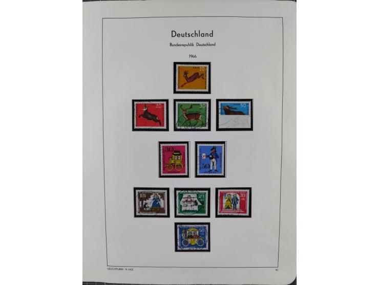 1949/2010, umfangreiche, in den Hauptnummern je postfrische/ wenig ungebrauchte und gestempelt komplette Sammlung inkl. selbs