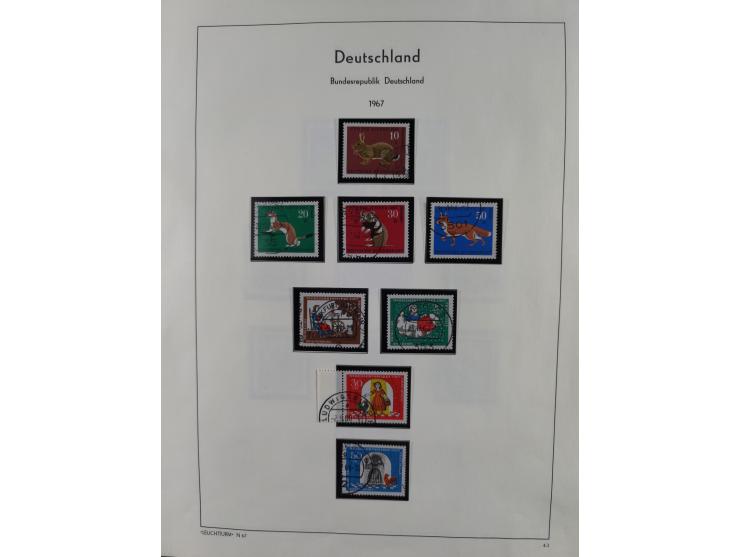 1949/2010, umfangreiche, in den Hauptnummern je postfrische/ wenig ungebrauchte und gestempelt komplette Sammlung inkl. selbs