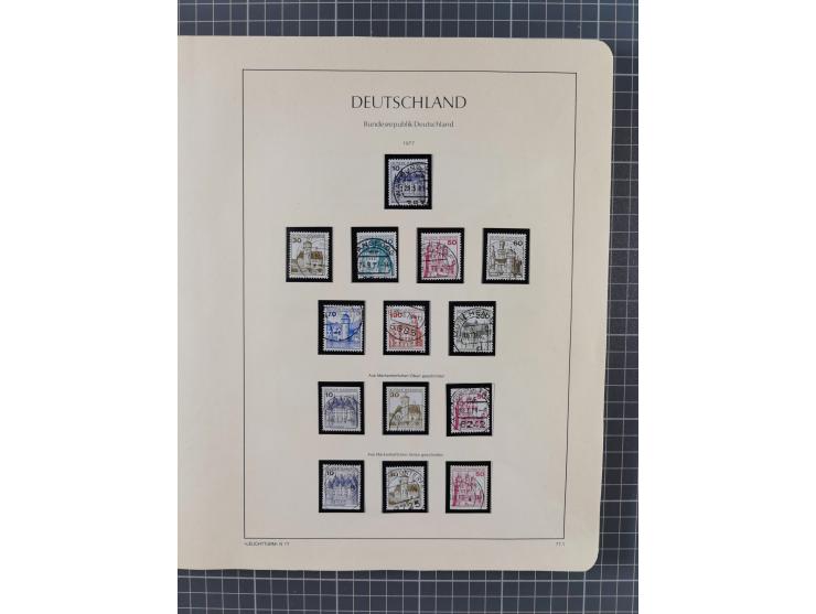 1949/2010, umfangreiche, in den Hauptnummern je postfrische/ wenig ungebrauchte und gestempelt komplette Sammlung inkl. selbs