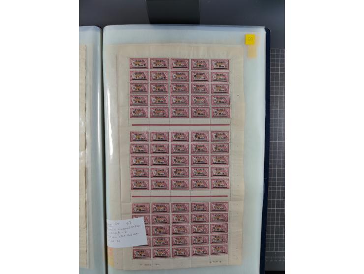 1920/23, umfangreiche Bogensammlung mit über 100 Bogen in 3 großen Bogenalben ex Mi.-Nr. 18c-121, davon 50 verschiedene, die 