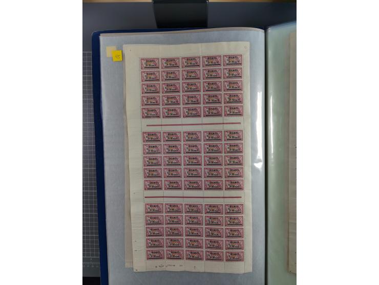 1920/23, umfangreiche Bogensammlung mit über 100 Bogen in 3 großen Bogenalben ex Mi.-Nr. 18c-121, davon 50 verschiedene, die 