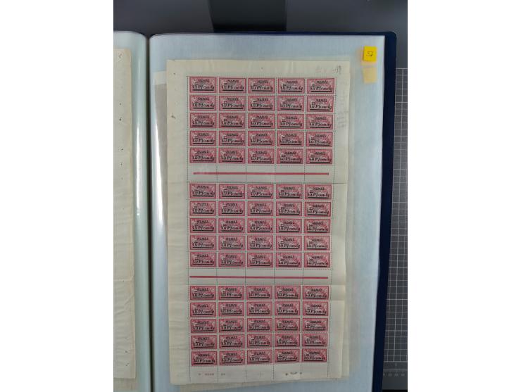 1920/23, umfangreiche Bogensammlung mit über 100 Bogen in 3 großen Bogenalben ex Mi.-Nr. 18c-121, davon 50 verschiedene, die 