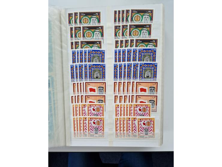 1967/70 (ca.), large mint never hinged accumulation, plenty of material and duplicates including souvenir sheets and full she