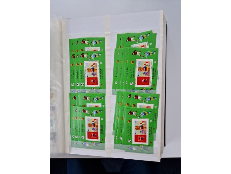 1967/70 (ca.), large mint never hinged accumulation, plenty of material and duplicates including souvenir sheets and full she