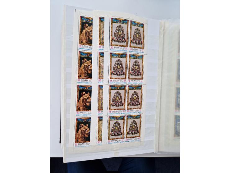 1967/70 (ca.), large mint never hinged accumulation, plenty of material and duplicates including souvenir sheets and full she