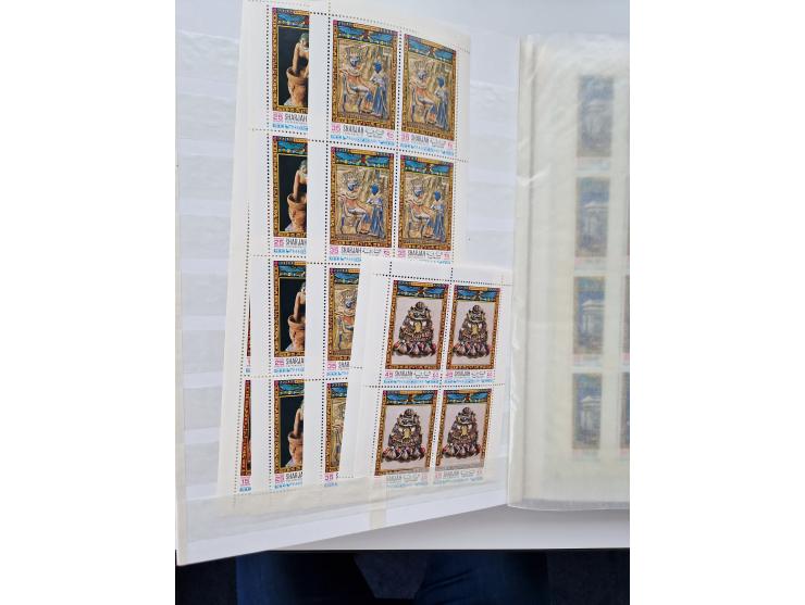 1967/70 (ca.), large mint never hinged accumulation, plenty of material and duplicates including souvenir sheets and full she