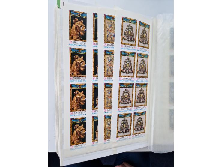 1967/70 (ca.), large mint never hinged accumulation, plenty of material and duplicates including souvenir sheets and full she