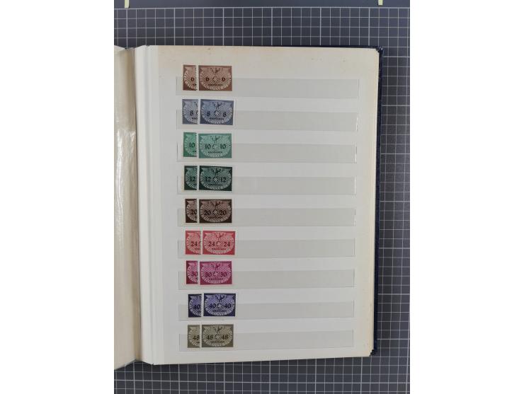 1940/44, meist postfrischer Bestand mit Doubletten, inklusive Dienstmarken und Zustellungsmarken, sehr schöner Gesamterhaltun