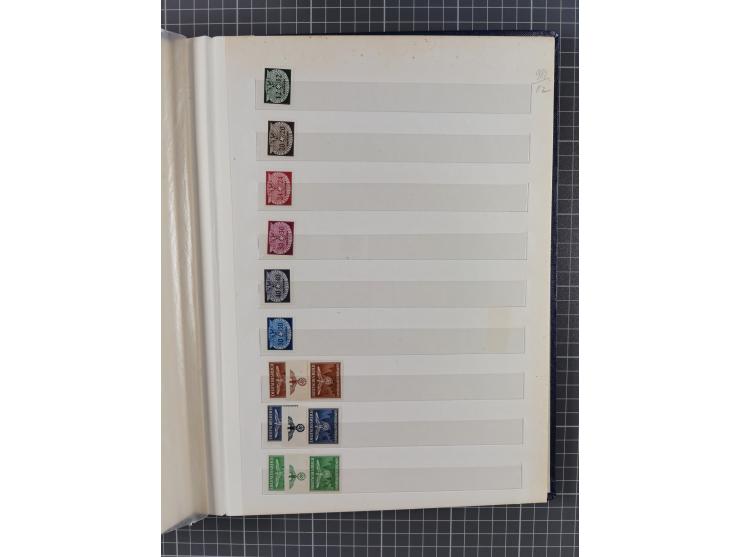 1940/44, meist postfrischer Bestand mit Doubletten, inklusive Dienstmarken und Zustellungsmarken, sehr schöner Gesamterhaltun
