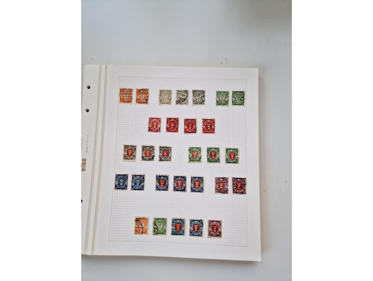 1920/39, sehr interessante und inhaltsreiche ungebrauchte/postfrische und gestempelte Sammlung, beginnend mit reichhaltigem T