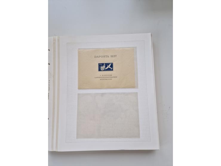 1920/39, sehr interessante und inhaltsreiche ungebrauchte/postfrische und gestempelte Sammlung, beginnend mit reichhaltigem T