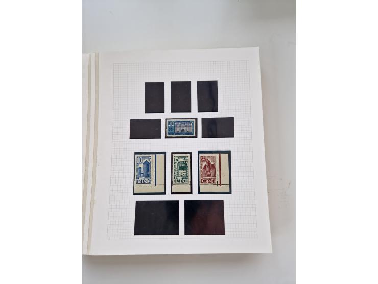1920/39, sehr interessante und inhaltsreiche ungebrauchte/postfrische und gestempelte Sammlung, beginnend mit reichhaltigem T