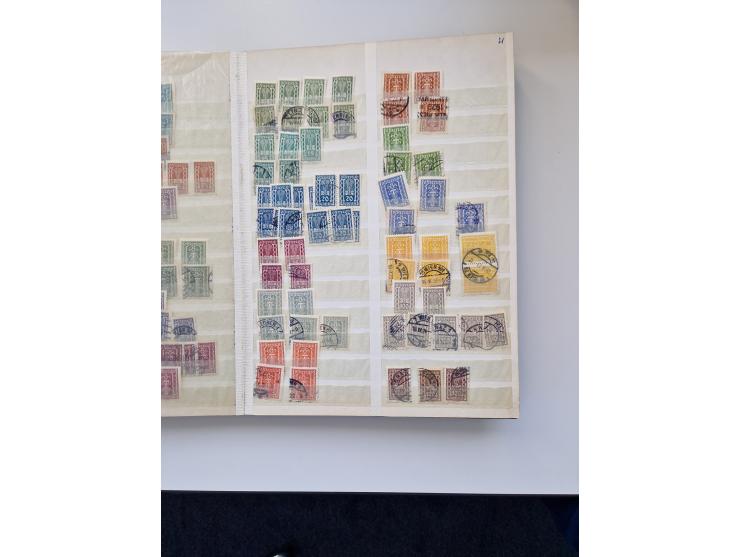 1850/2000 (ca.), umfangreicher gestempelter und postfrischer/ungebrauchter Bestand ab Klassik in elf Alben, Erhaltung von feh