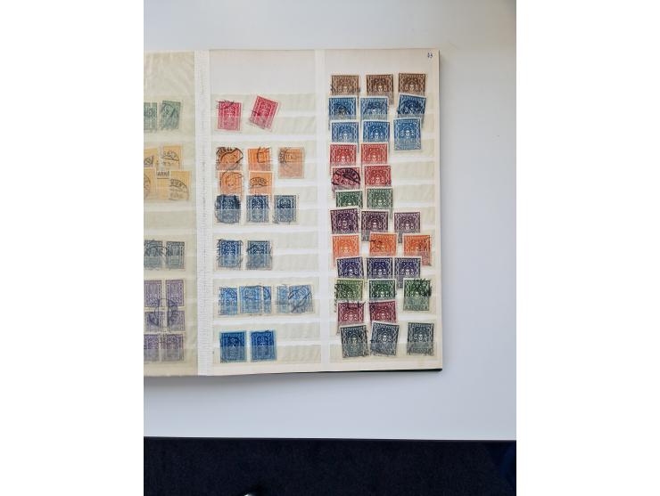 1850/2000 (ca.), umfangreicher gestempelter und postfrischer/ungebrauchter Bestand ab Klassik in elf Alben, Erhaltung von feh