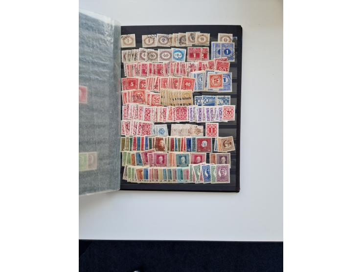 1850/2000 (ca.), umfangreicher gestempelter und postfrischer/ungebrauchter Bestand ab Klassik in elf Alben, Erhaltung von feh