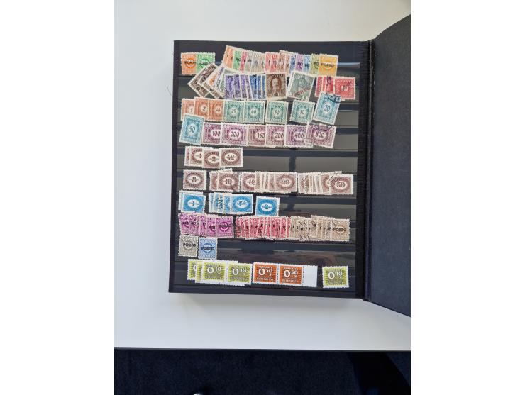 1850/2000 (ca.), umfangreicher gestempelter und postfrischer/ungebrauchter Bestand ab Klassik in elf Alben, Erhaltung von feh