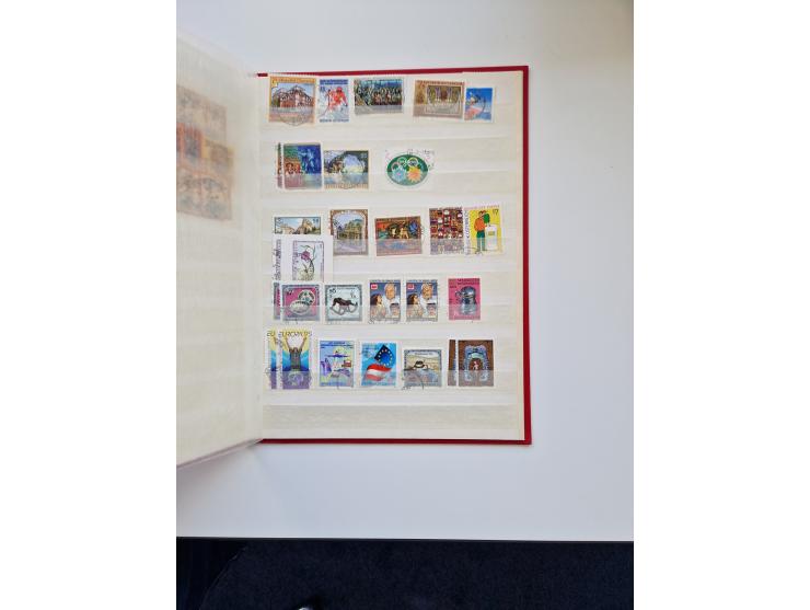 1850/2000 (ca.), umfangreicher gestempelter und postfrischer/ungebrauchter Bestand ab Klassik in elf Alben, Erhaltung von feh