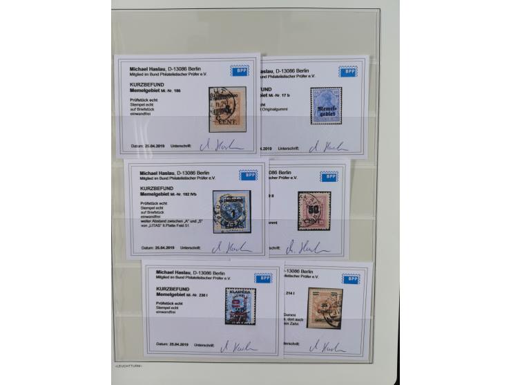 1920/1939, postfrische/ungebrauchte und gestempelte Sammlung im Ringbinder mit einiger Spezialisierung mit Farben und Aufdruc