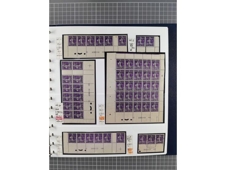 1922, inhaltsreiche, vorwiegend postfrische Sammlung Druckdaten, dabei Einheiten, Zwischenstege, Aufdruckfehler dabei gute We