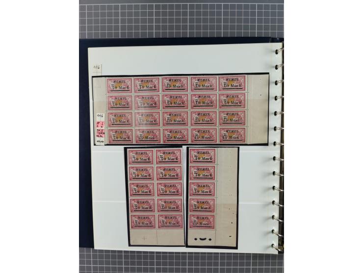 1922, inhaltsreiche, vorwiegend postfrische Sammlung mit Einheiten, Aufdruckfehlern, Zwischenstege, Herzstücke usw., meist gu