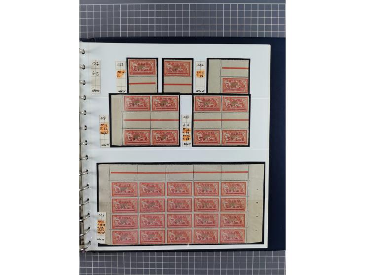 1922, inhaltsreiche, vorwiegend postfrische Sammlung mit Einheiten, Aufdruckfehlern, Zwischenstege, Herzstücke usw., meist gu