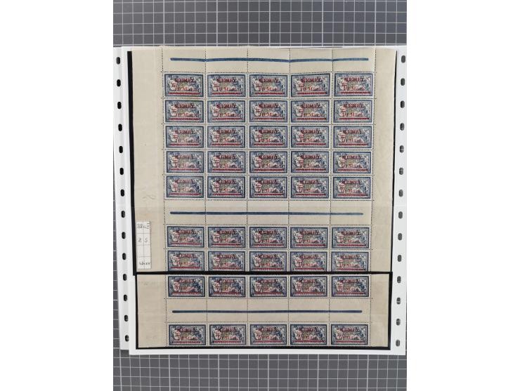 1921, inhaltsreiche, vorwiegend postfrische Sammlung Einheiten, dabei Aufdruckfehler, Zwischenstegpaare, dabei Mi.-Nr. 38(229