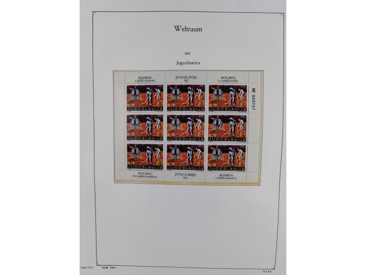 1969/2019, MNH collection of stamps and souvenir/mini/de luxe sheets in seven binders, comprising a wide range of attractive 