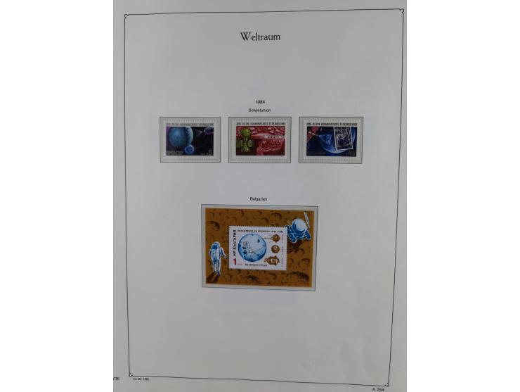 1969/2019, MNH collection of stamps and souvenir/mini/de luxe sheets in seven binders, comprising a wide range of attractive 