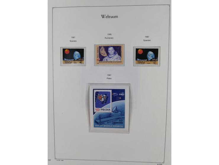 1969/2019, MNH collection of stamps and souvenir/mini/de luxe sheets in seven binders, comprising a wide range of attractive 